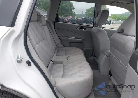 2009 Subaru Forester 2.5X z USA, uszkodzony, nr VIN JF2SH636X9H707059